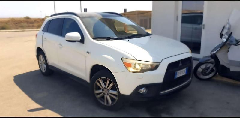 Bianco Usata 2011 Mitsubishi ASX Intense SUV | 5600 € (Buon prezzo) - Immagine 1/4