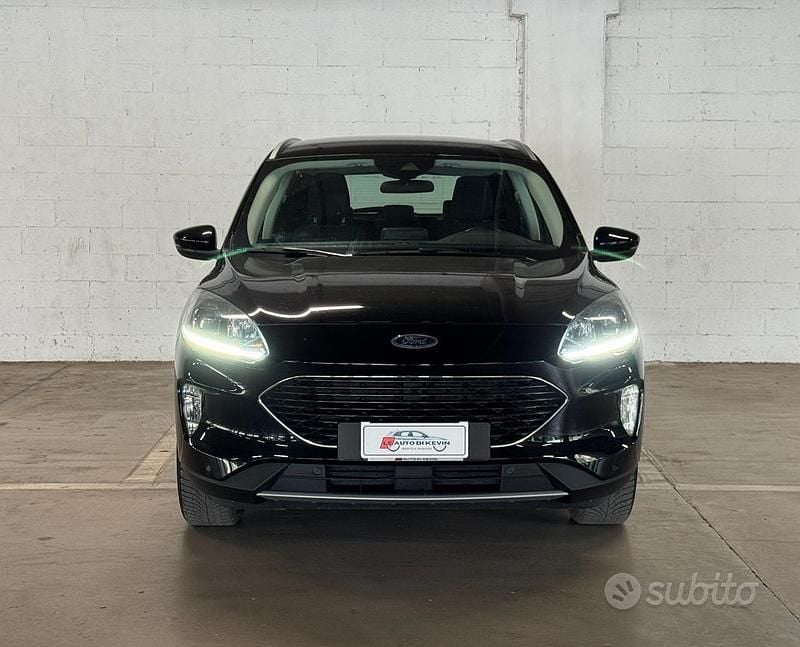Usata Ford Kuga Titanium 120 CV (88 kW) 2021 Nero SUV