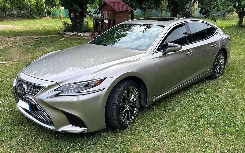 Usata Lexus LS500h Executive Line 299 CV (219 kW) 2019 Berlina