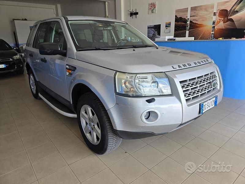 Usata Land Rover Freelander 2 HSE 160 CV (117 kW) 2007 Grigio SUV