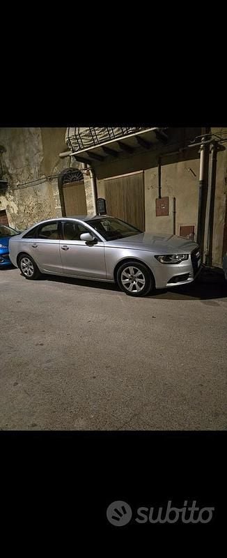 Usata 2012 Audi A6 Tre volumi | 10.000 € (Buon prezzo) - Immagine 1/4