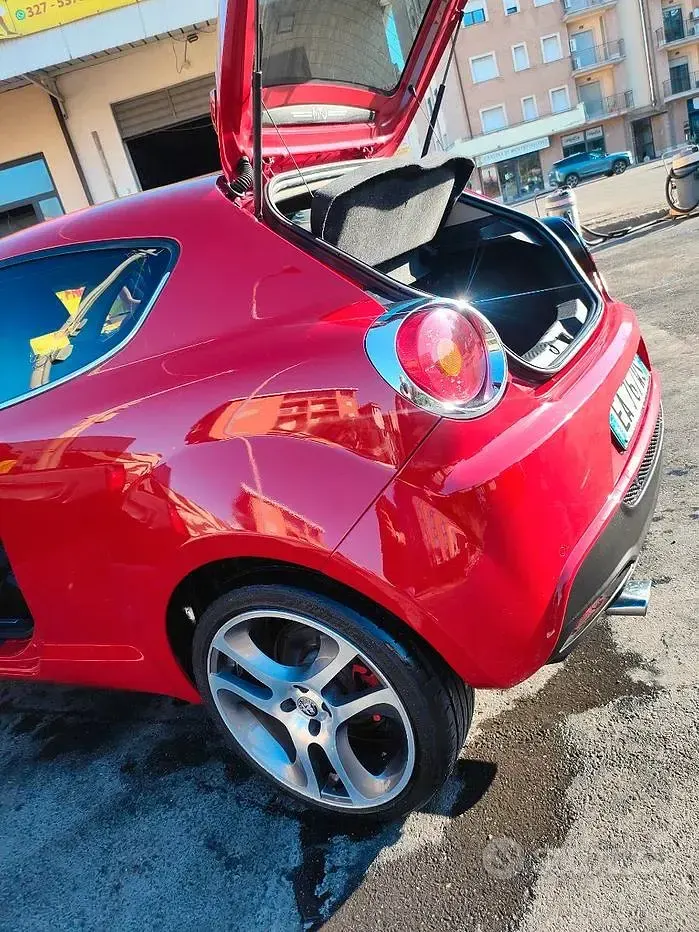 Usata Alfa Romeo MiTo Distinctive 90 CV (66 kW) 2010 Rosso Utilitaria