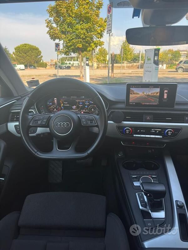 Usata Audi A4 Allroad Business 190 CV (139 kW) 2018 Nero Station wagon