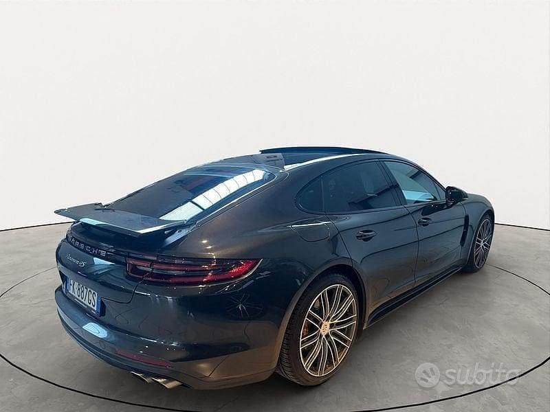 Usata Porsche Panamera 441 CV (324 kW) 2017 Grigio Berlina