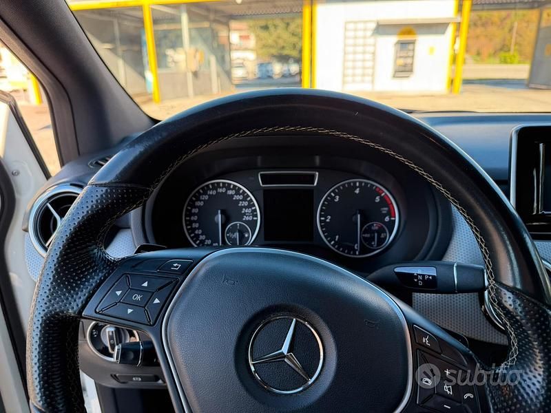 Usata Mercedes B200 2014 Monovolume