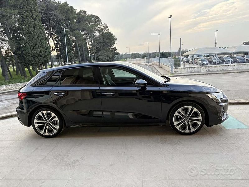 Usata Audi A3 Ambiente 150 CV (110 kW) 2025 Nero Berlina