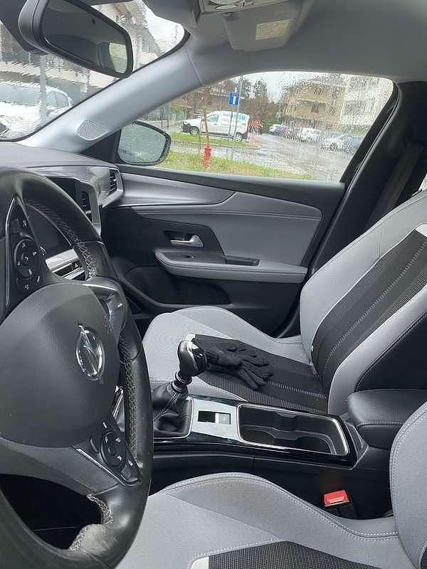 Usata Opel Mokka Elegance 101 CV (74 kW) 2022 Nero SUV