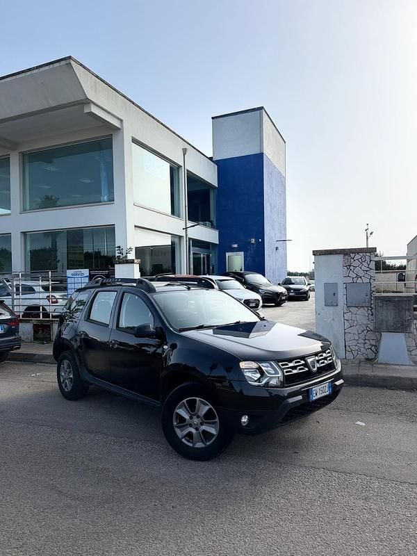 Usata Dacia Duster Ambiance 110 CV (80 kW) 2014 Nero SUV