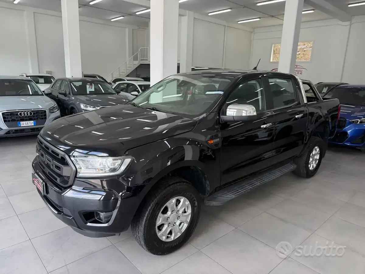 Usata Ford Ranger XLT 170 CV (125 kW) 2023 Nero Pick-up