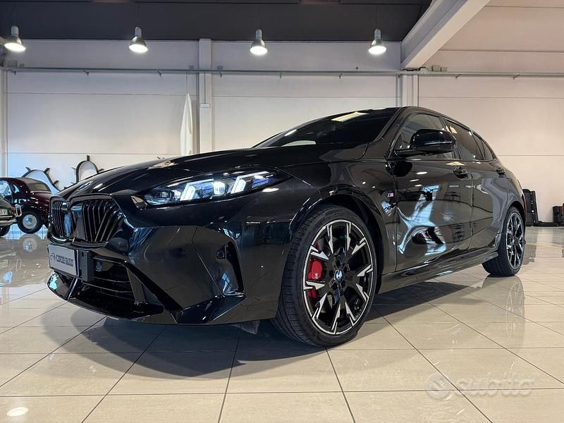 Nero Usata 2025 BMW 118 M Sport Utilitaria | 34.500 € (Buon prezzo) - Immagine 1/4