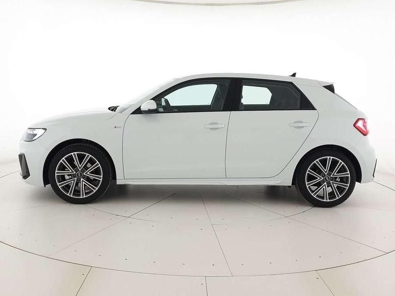 Nuova Audi A1 Sportback S-Line 116 CV (85 kW) 2026 Bianco ghiaccio metallizzato Utilitaria