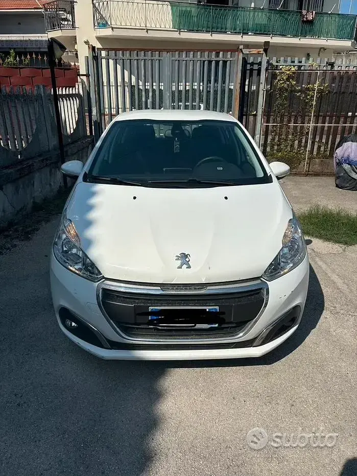 Usata Peugeot 208 75 CV (55 kW) 2017 Bianco Utilitaria