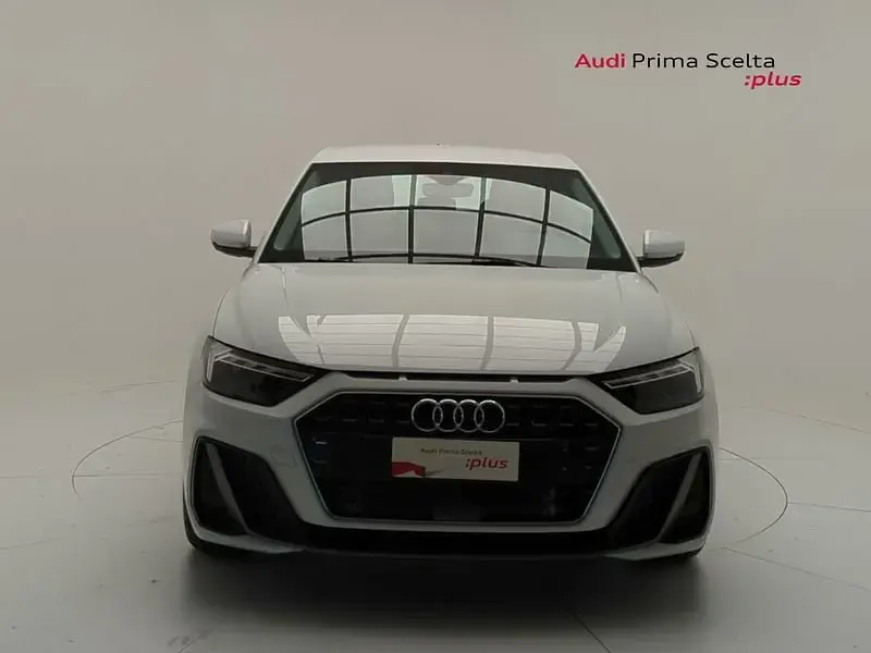 Usado Audi A1 116 CV (85 kW) 2025 Blanco SUV