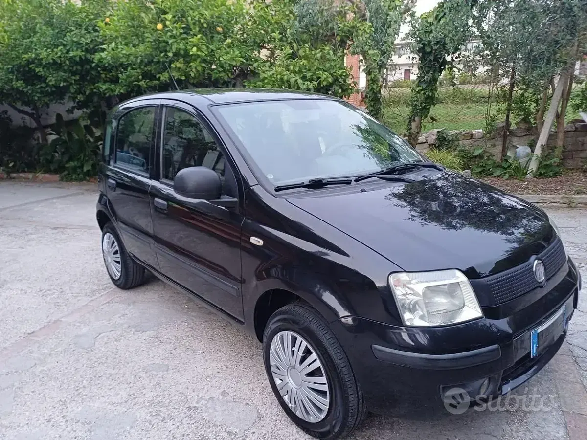 Usata Fiat Panda 77 CV (56 kW) 2012 Nero Utilitaria