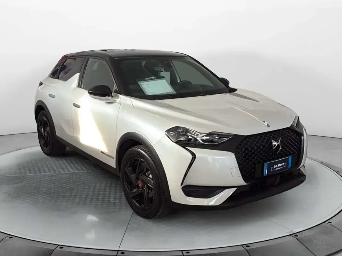 Usata DS Automobiles DS3 Crossback E-Tense Performance Line Plus 100 kW (136 CV) 2021 Bianco SUV