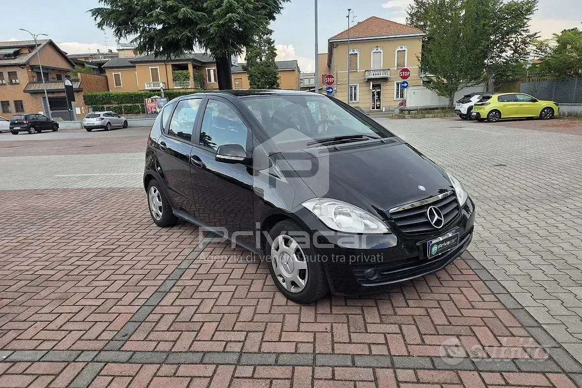 Usata Mercedes A160 Executive 82 CV (60 kW) 2012 Nero Utilitaria