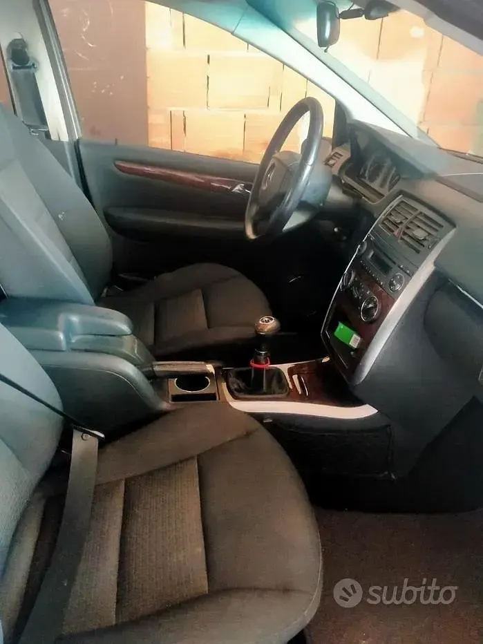 Usata Mercedes B180 Chrome 109 CV (80 kW) 2007 Grigio Monovolume