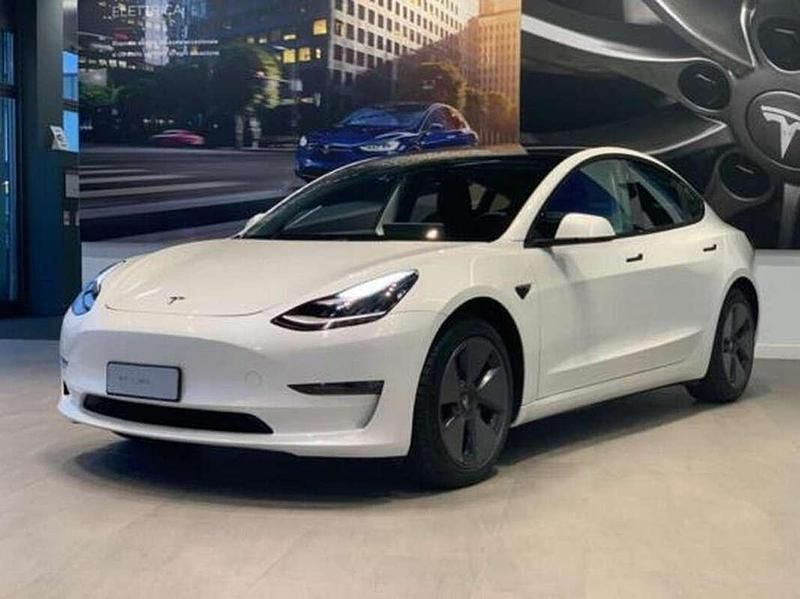 Usata Tesla Model 3 Standard Range 88 kW (120 CV) 2023 Bianco Berlina