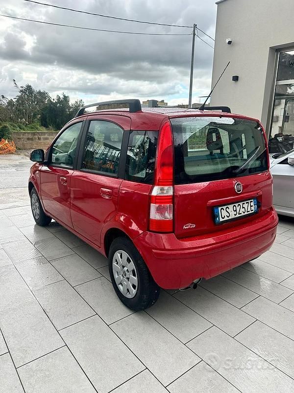 Usata Fiat Panda Dynamic 59 CV (43 kW) 2005 Rosso Berlina
