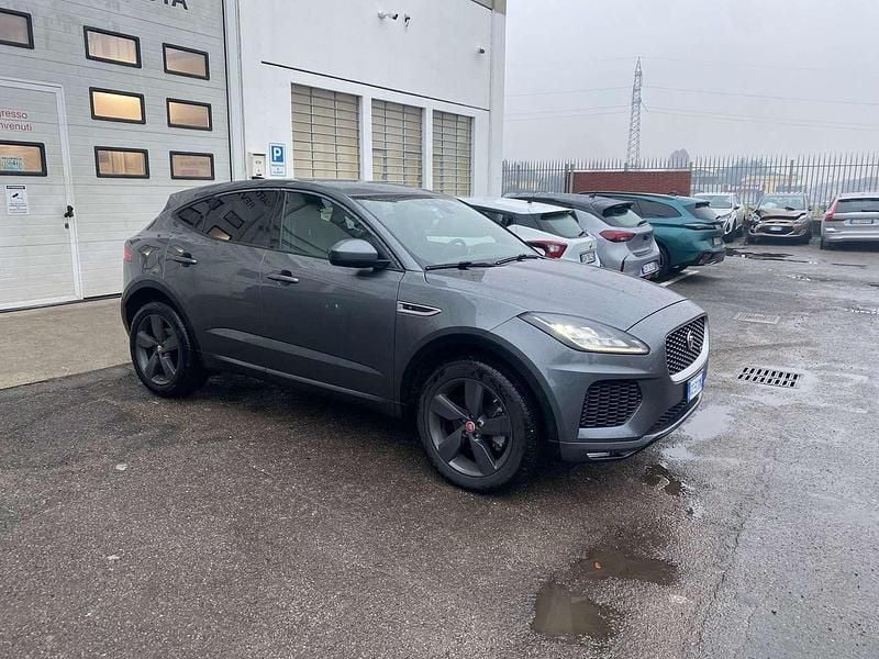 Usado Jaguar E-Pace R-Dynamic 150 CV (110 kW) 2019 Gris SUV