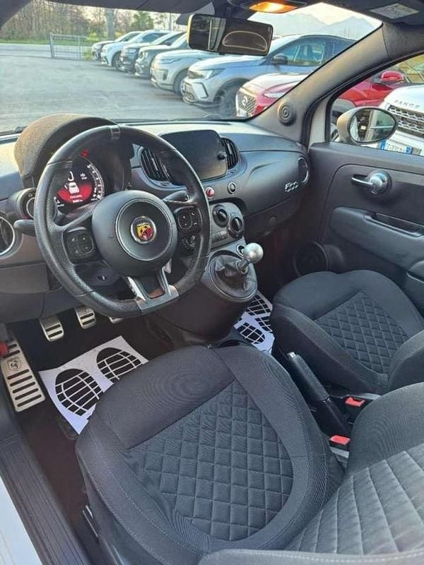 Usata Abarth 595 Turismo 165 CV (121 kW) 2023 Bianco pastello Utilitaria