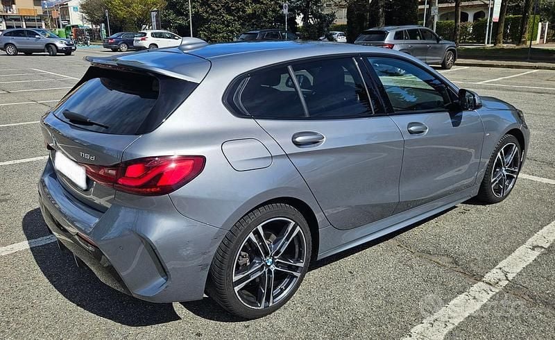 Usata BMW 116 M Sport 116 CV (85 kW) 2022 Grigio Utilitaria