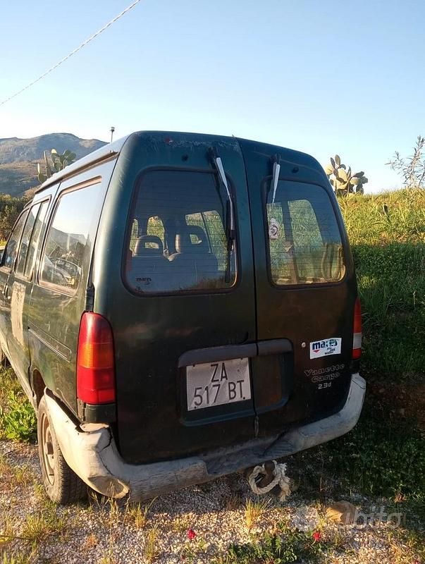 Usata Nissan Serena 1987 Verde Monovolume