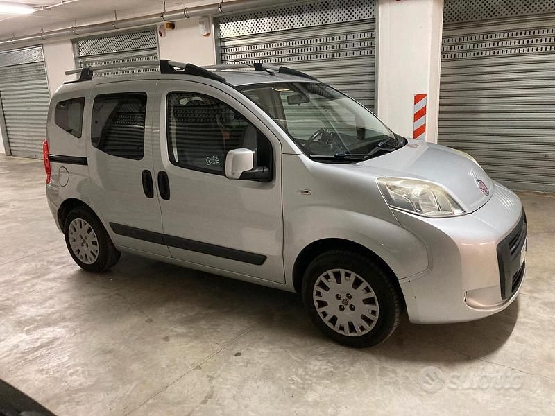 Usata Fiat Qubo Life 77 CV (56 kW) 2012 Grigio Monovolume