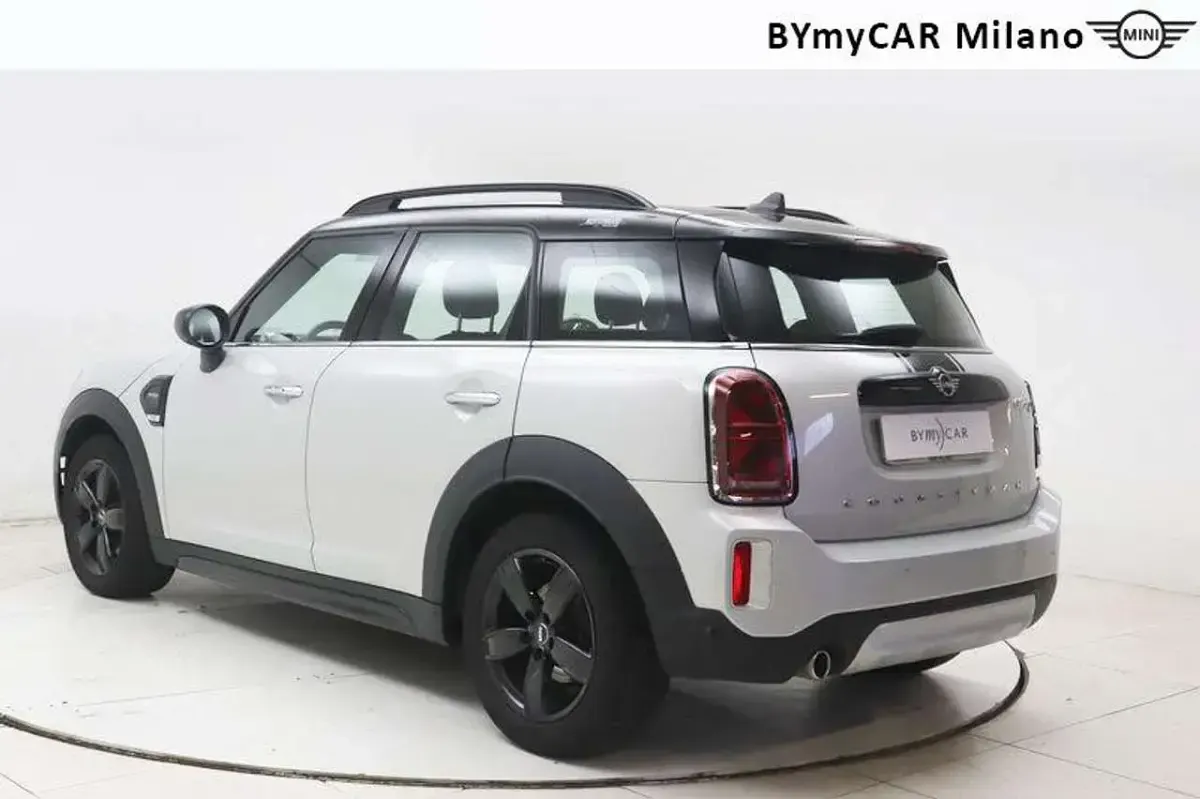 Usata Mini Cooper D Countryman 150 CV (110 kW) 2021 White silver metallizzato SUV