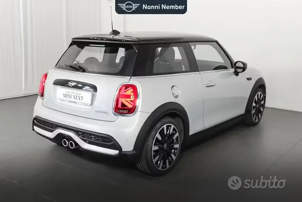 Usata Mini Cooper S 178 CV (130 kW) 2022 Bianco Utilitaria
