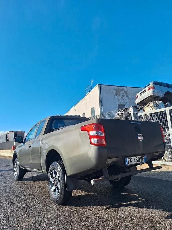 Usado Fiat Fullback 154 HP (113 kW) 2017 Verde Pickup