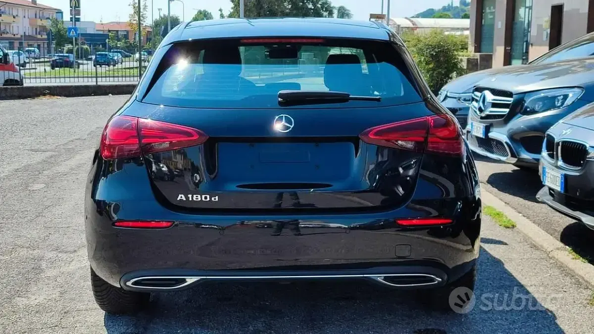 Usata Mercedes A180 Progressive 116 CV (85 kW) 2025 Nero Berlina