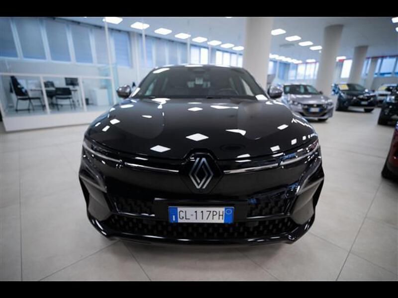 Usata Renault Megane E-Tech Techno 161 kW (220 CV) 2022 Grigio chiaro