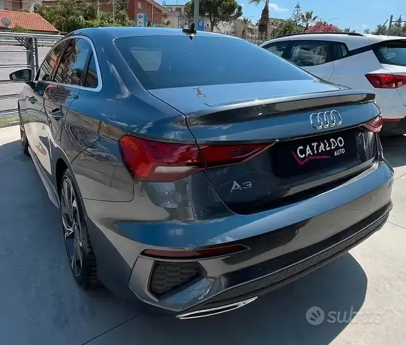 Usata Audi A3 Comfort 150 CV (110 kW) 2023 Grigio Berlina