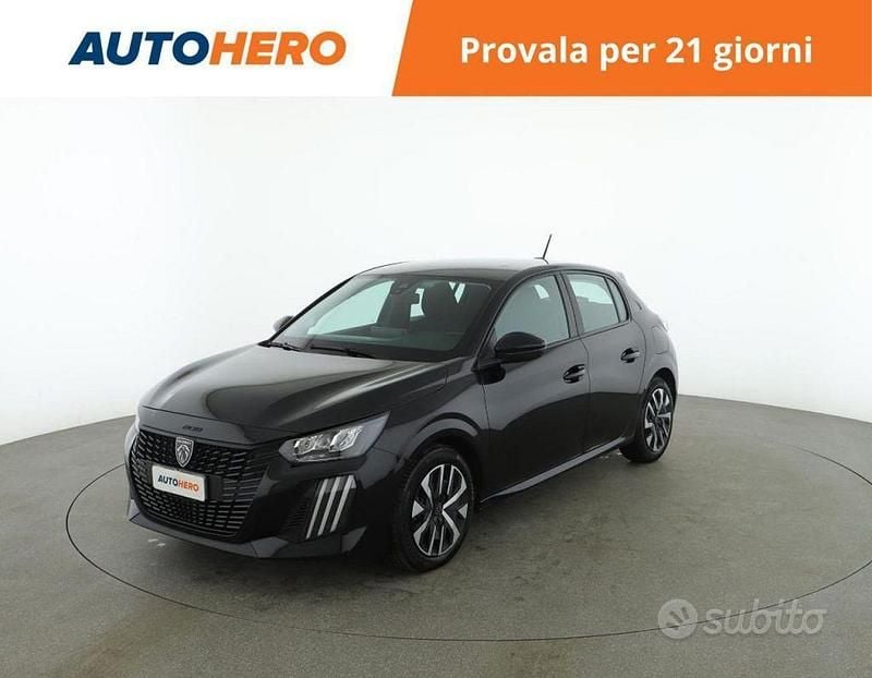 Usata Peugeot 208 Active 75 CV (55 kW) 2024 Nero Utilitaria