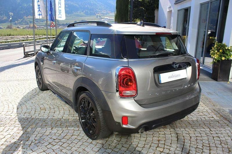 Usata Mini One D Countryman Hype 116 CV (85 kW) 2020 Grigio(met.) SUV