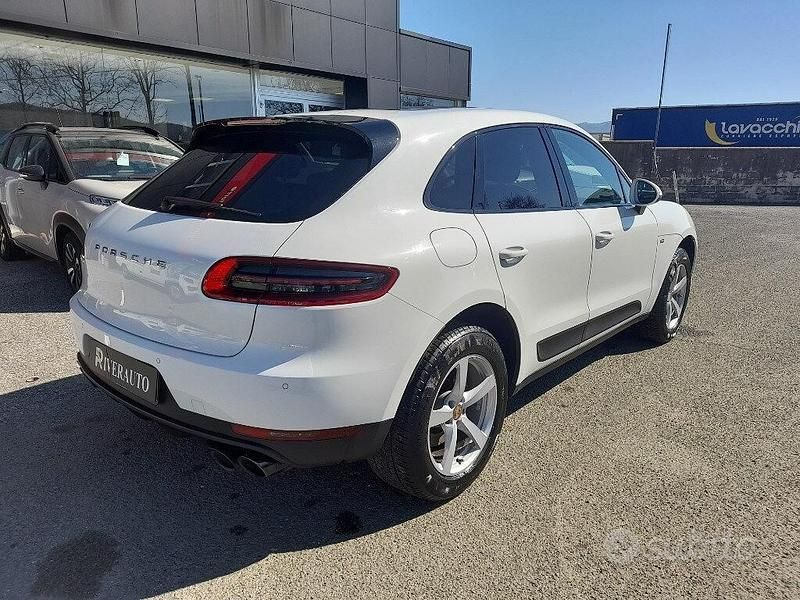Usata Porsche Macan 252 CV (185 kW) 2018 Bianco SUV