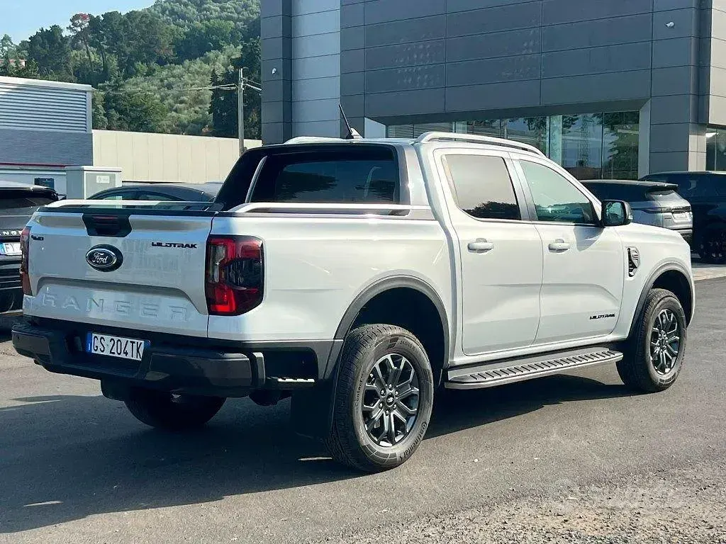 Usata Ford Ranger Wildtrack 205 CV (150 kW) 2024 Grigio Pick-up