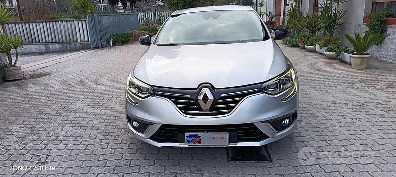 Usata Renault Mégane GT Line GT-Line 131 CV (96 kW) 2016 Bianco Berlina