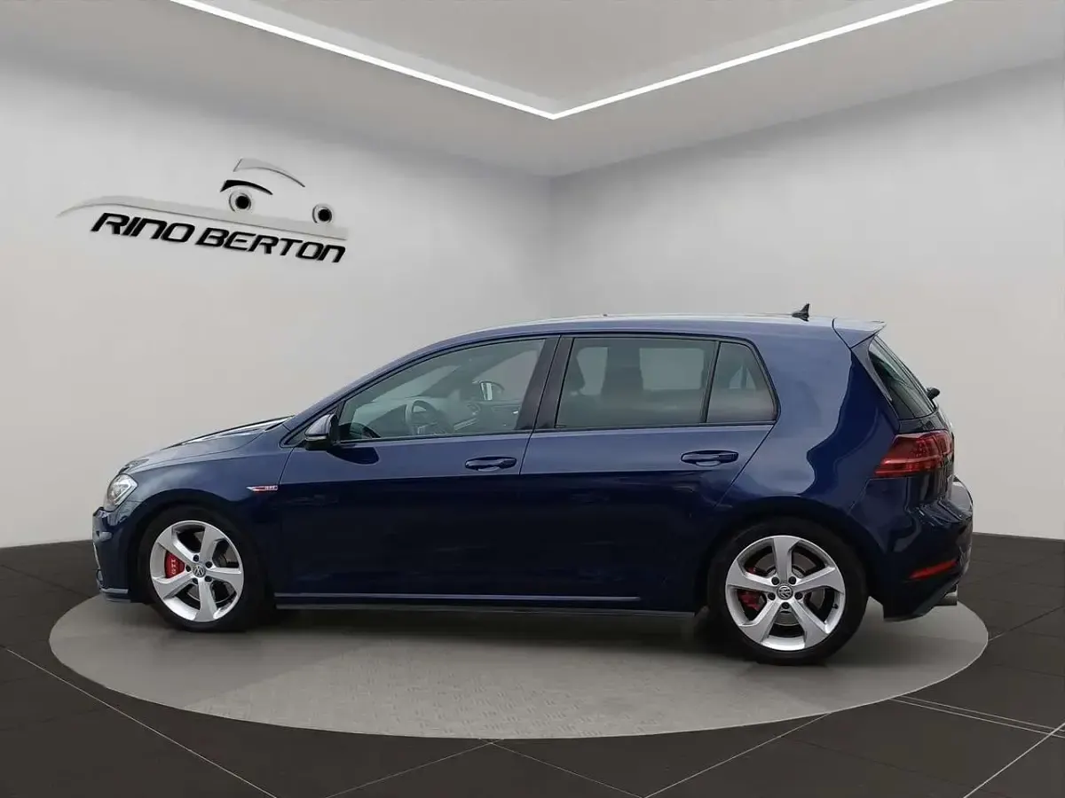 Usata VW Golf VIII GTI 245 CV (180 kW) 2020 Blu/azzurro Berlina