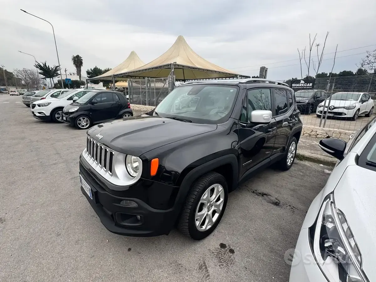 Usata Jeep Renegade Limited 140 CV (102 kW) 2015 Nero SUV