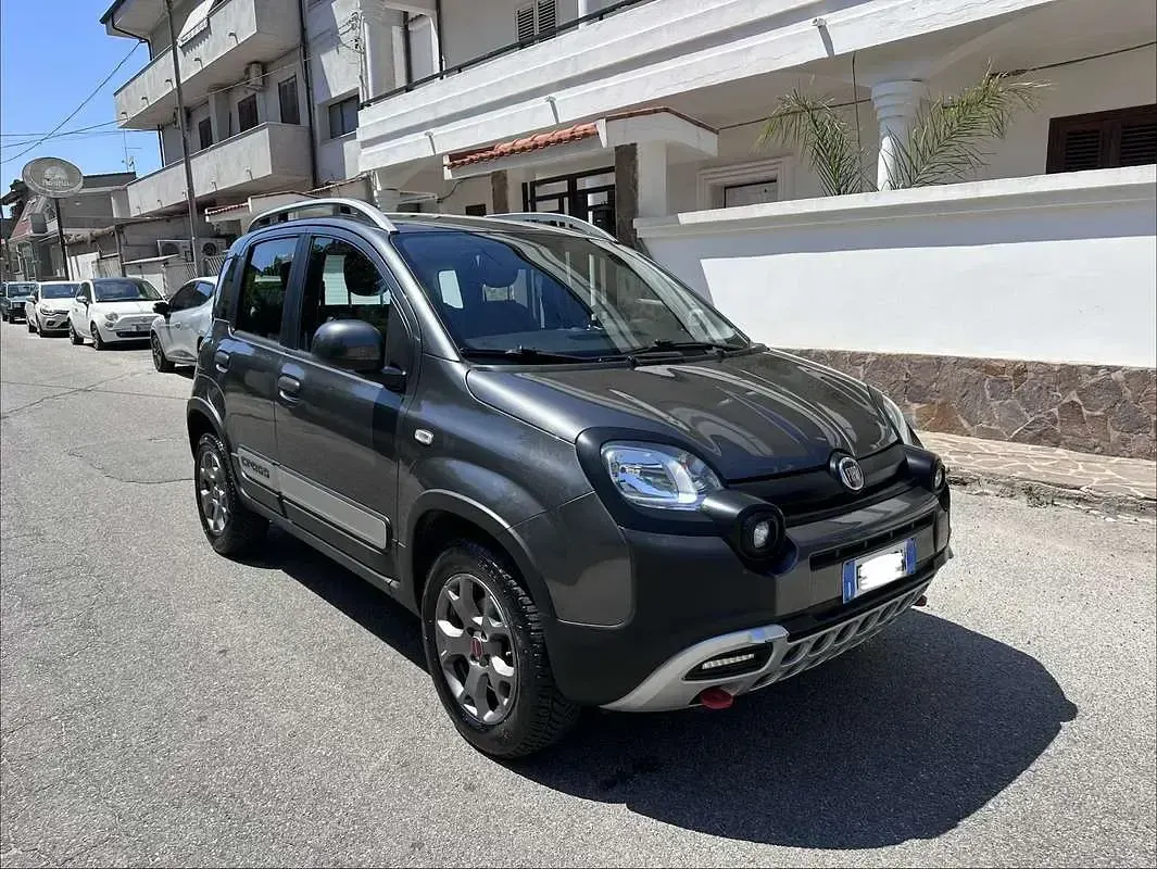 Usata Fiat Panda Cross Cross 95 CV (69 kW) 2017 Grigio Utilitaria