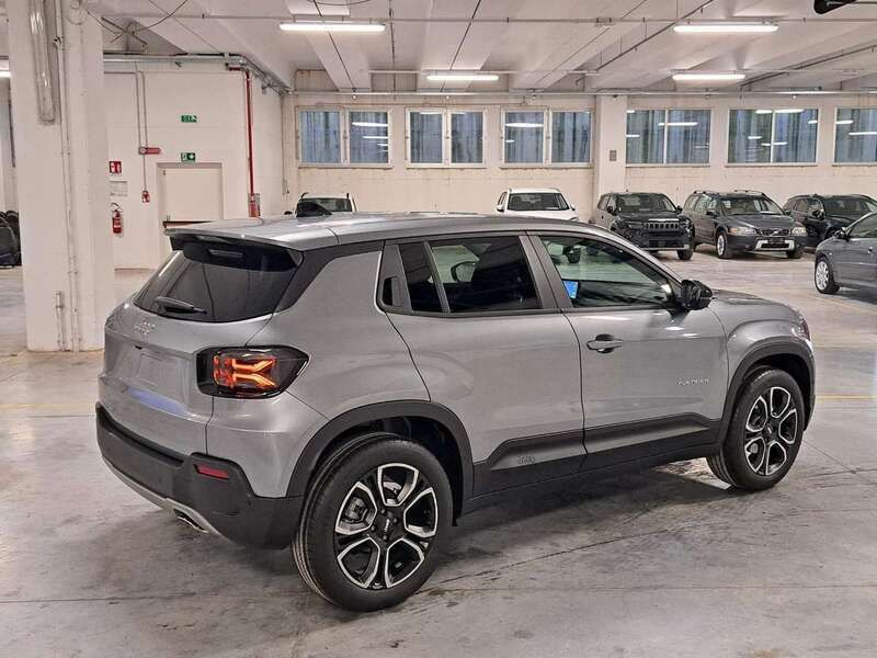 Nuova Jeep Avenger Summit 101 CV (74 kW) 2025 Granite (519) SUV