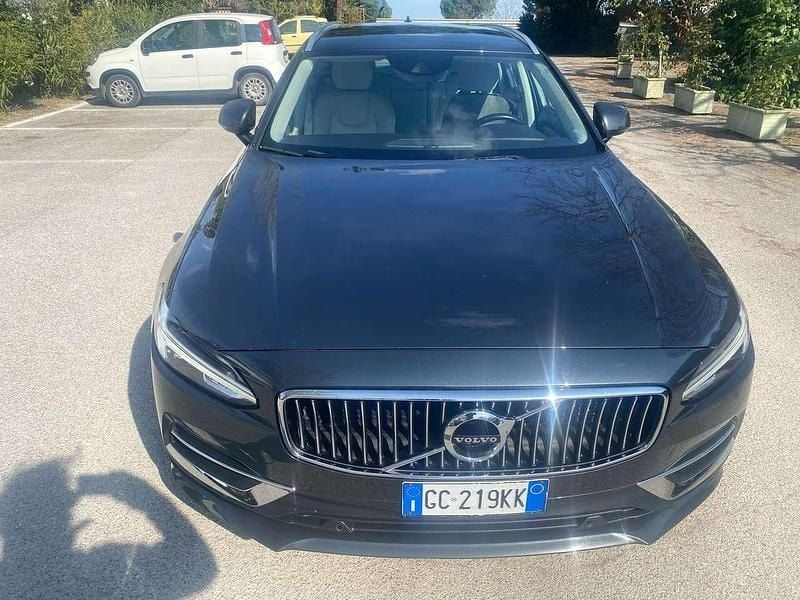 Usata Volvo V90 Inscription 190 CV (139 kW) 2020 Grigio Station wagon