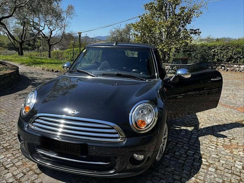 Usata Mini Cooper Cabriolet 122 CV (89 kW) 2012 Cabrio