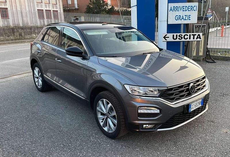 Usata VW T-Roc Style 110 CV (80 kW) 2020 Grigio SUV
