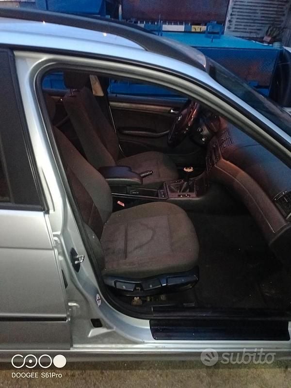Usata BMW 320 2003 Grigio Berlina