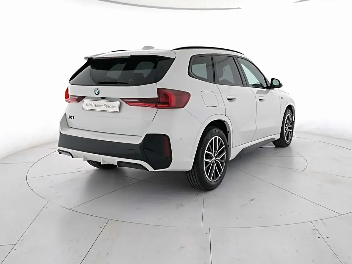 Usata BMW X1 M Sport 150 CV (110 kW) 2024 Alpin white SUV