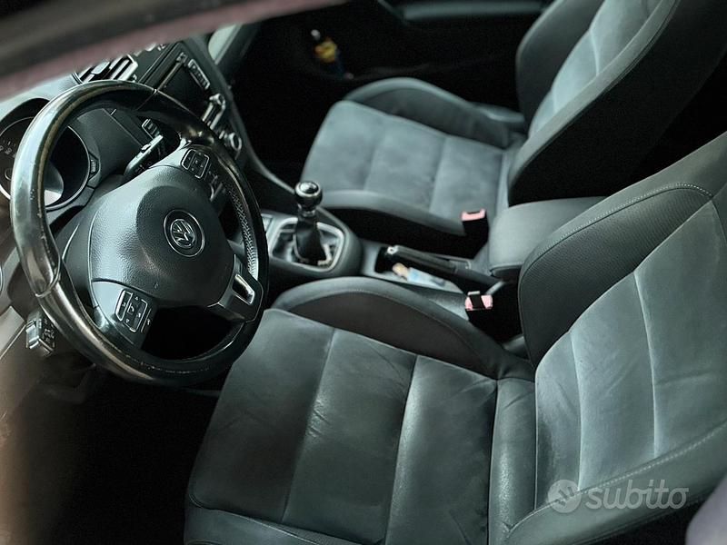 Usata VW Golf VI 140 CV (102 kW) 2011 Nero Utilitaria