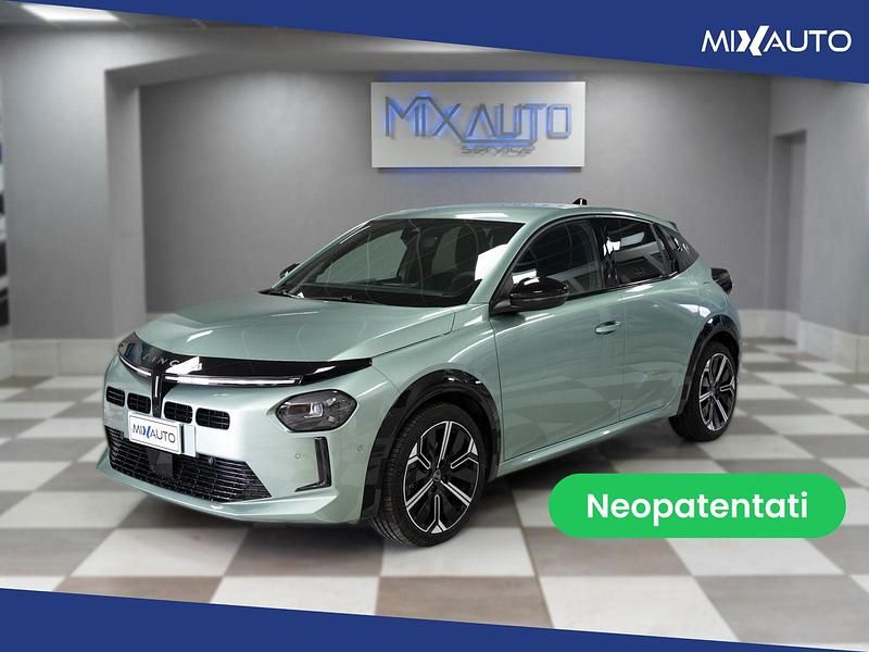 Usata Lancia Ypsilon 110 CV (80 kW) 2025 Verde Utilitaria